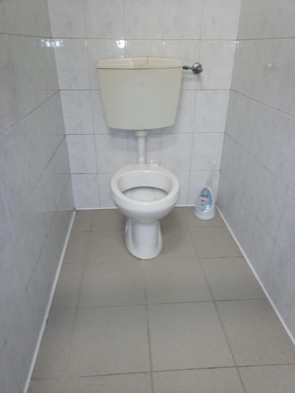 bagno pulito dopo intervento di pulizie a Firenze