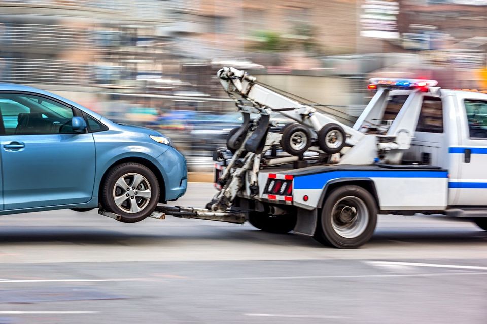 An image of Towing Services in Four Corners FL