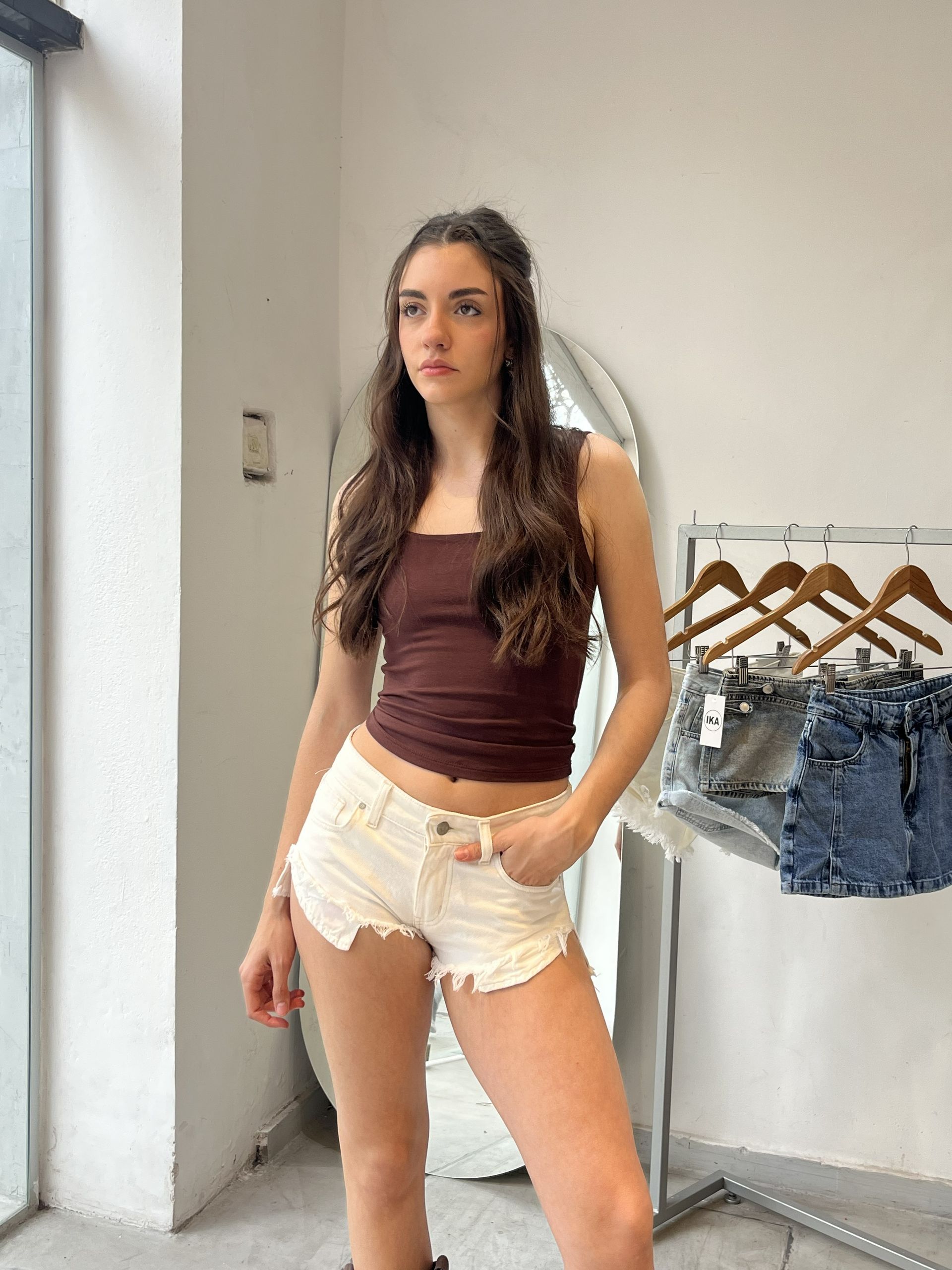 Short Dalis