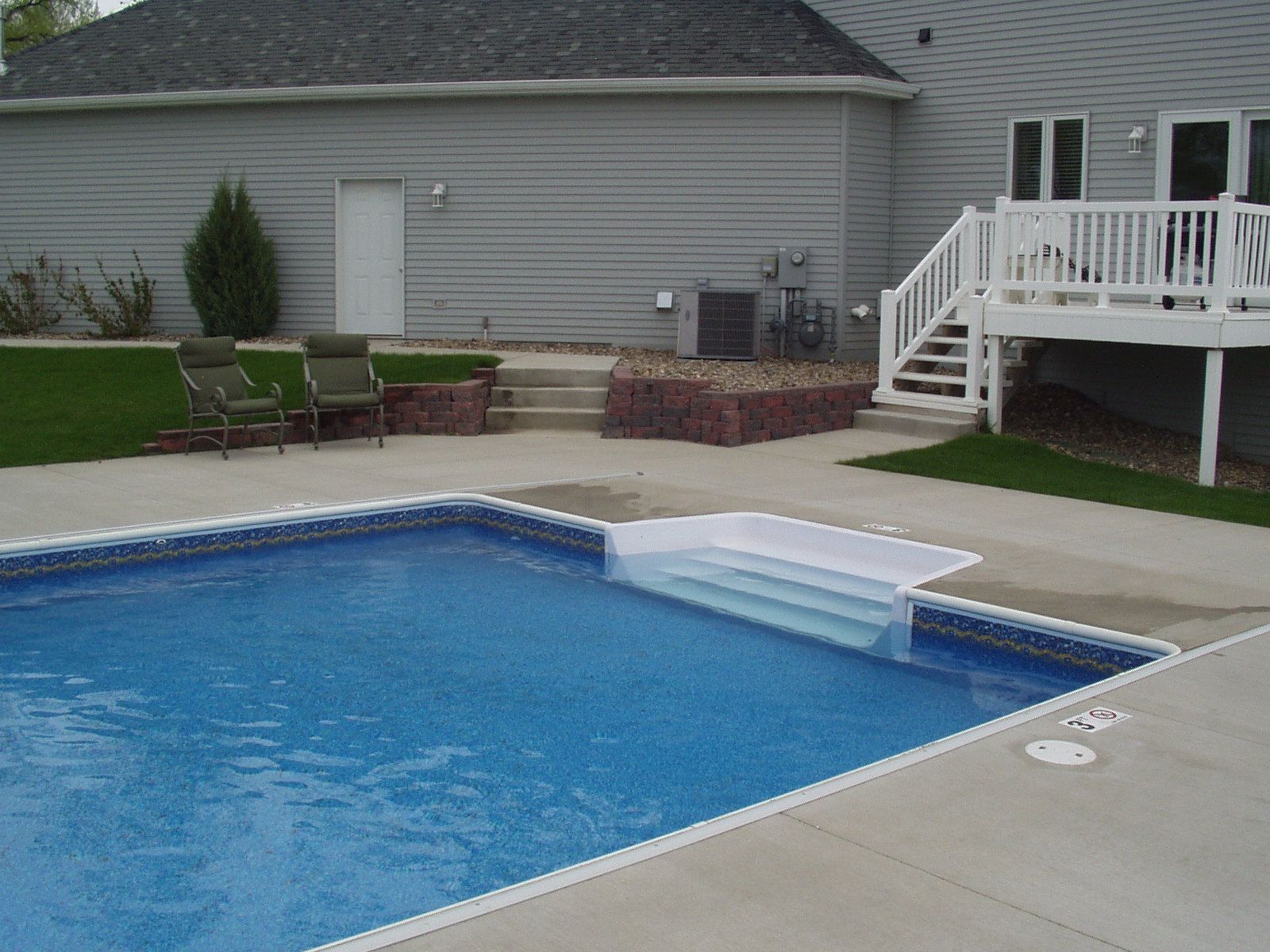 Residential Pool Construction Company - Builder