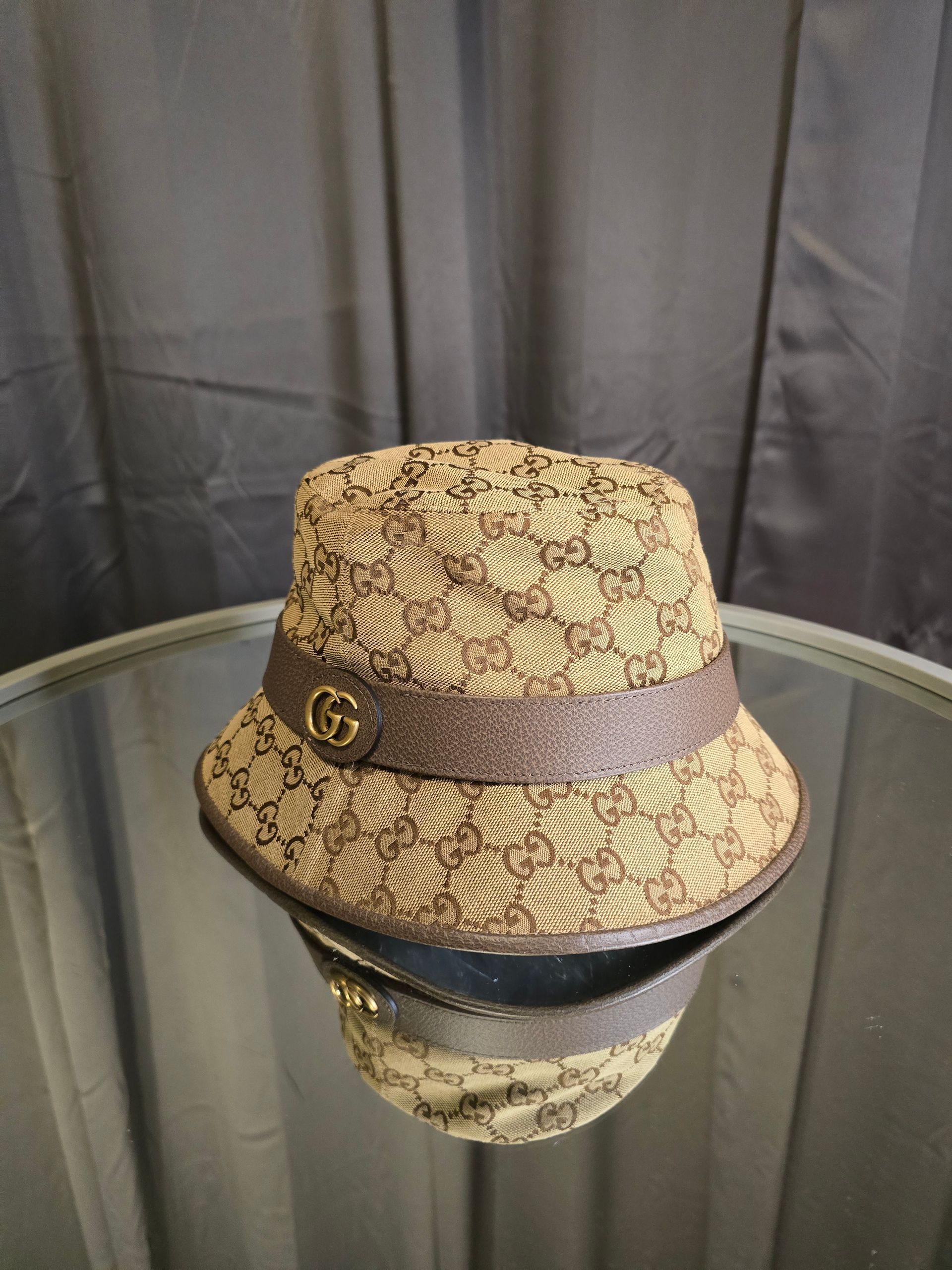 Gucci GG Supreme Beige Bucket Hat
