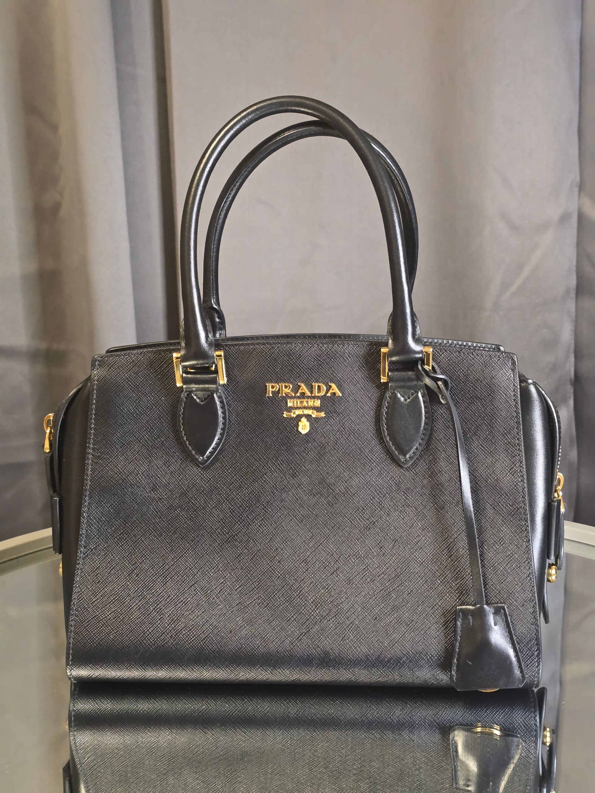 Prada Saffiano Leather Galleria Double Zip Tote (Black / Nero with Gold Hardware)