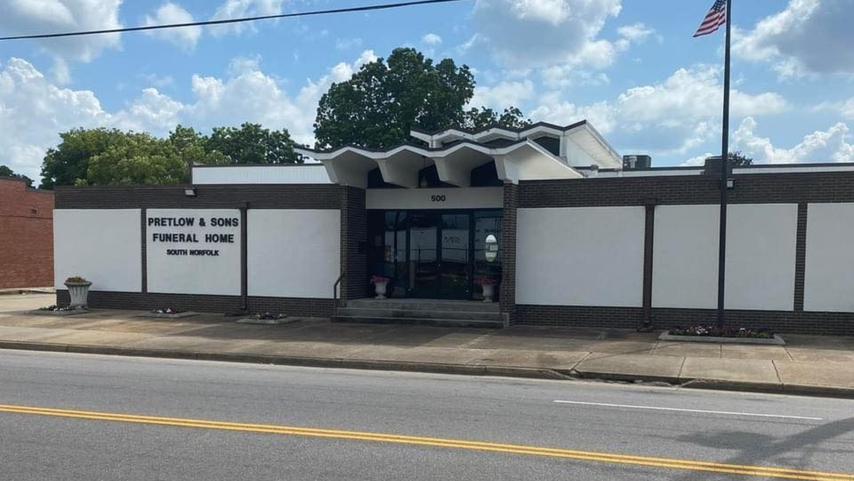 Pretlow & Sons Funeral Home Liberty Street Chesapeake Va
