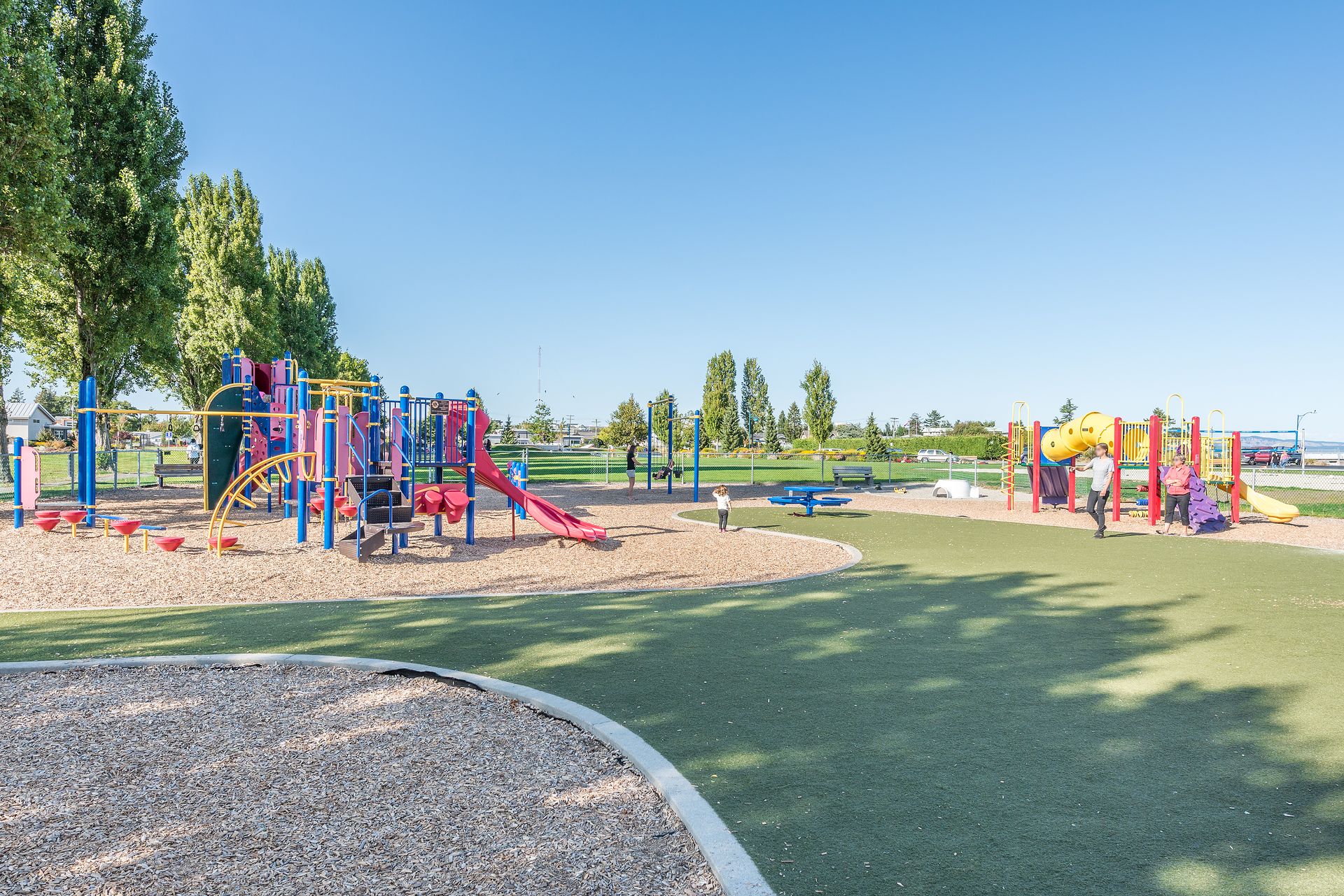 Roberts Manor Apartments Gallery