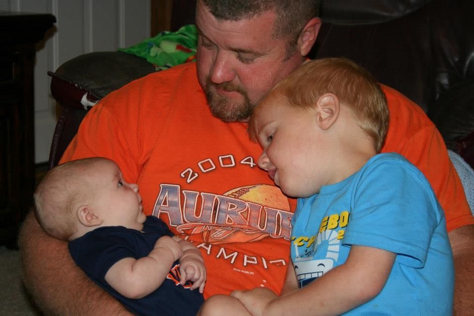 jaime kids image father and two sons