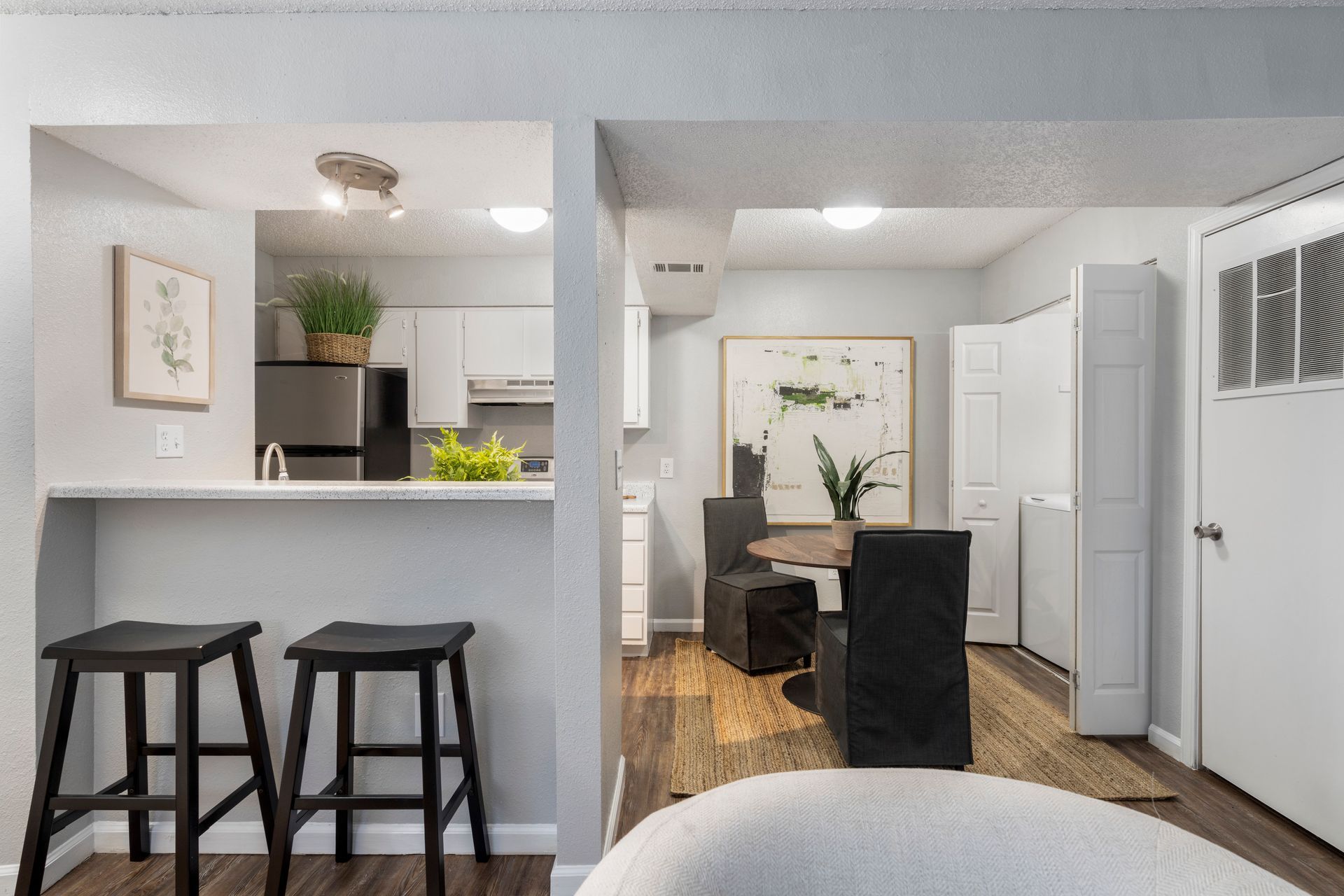 post oak apartments living room and kitchen