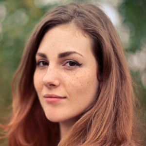 Alisa R.