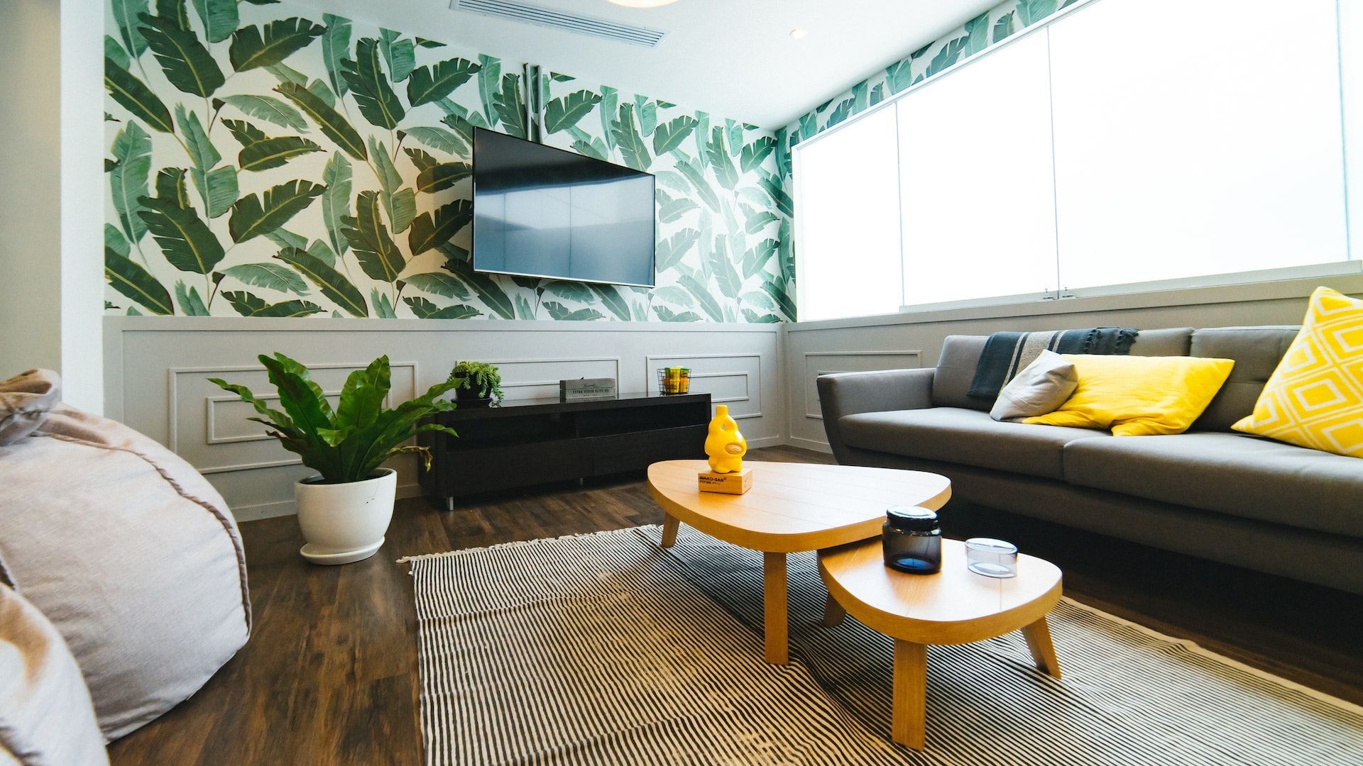 Wallpaper Installation in Miami, FL Wallpaper Installation in Miami, FL