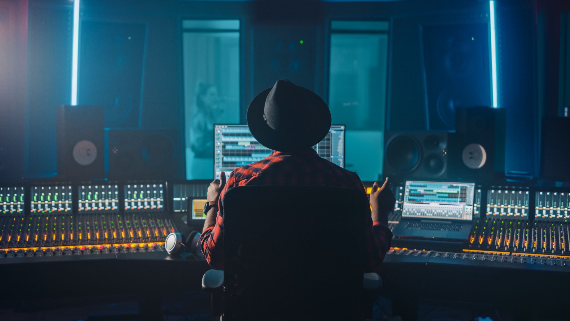Studio Booking
