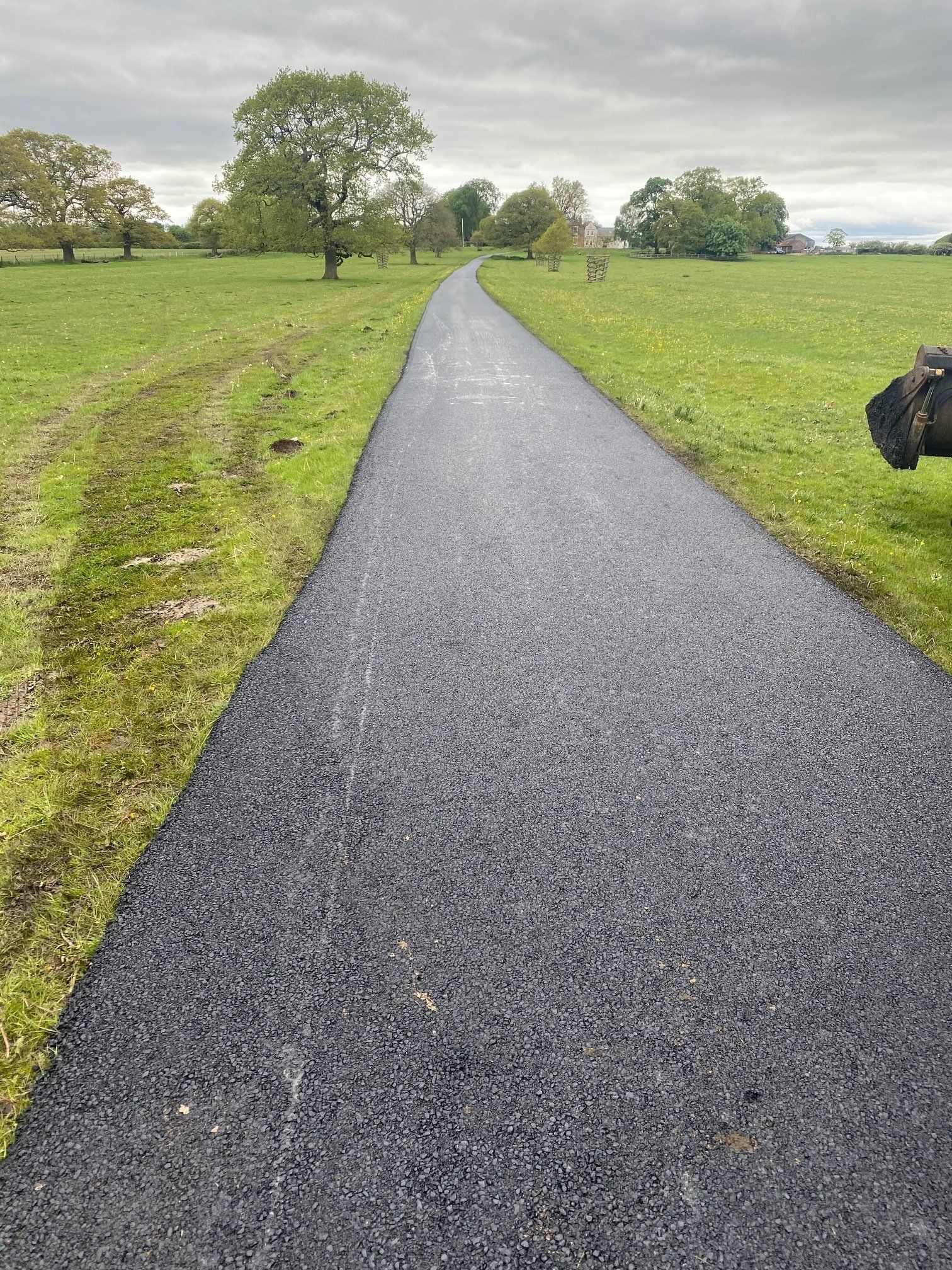 tarmac image