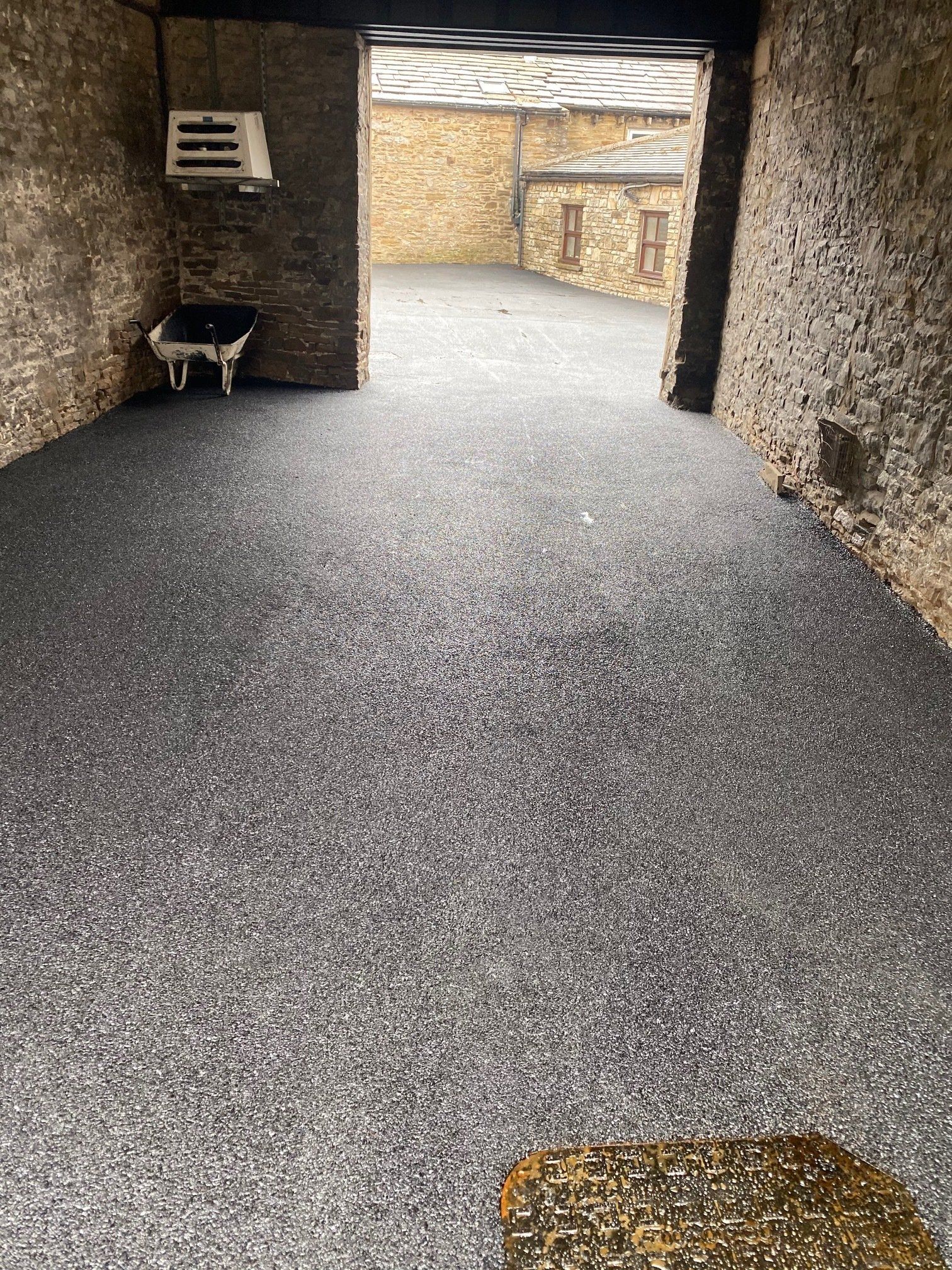 tarmac image