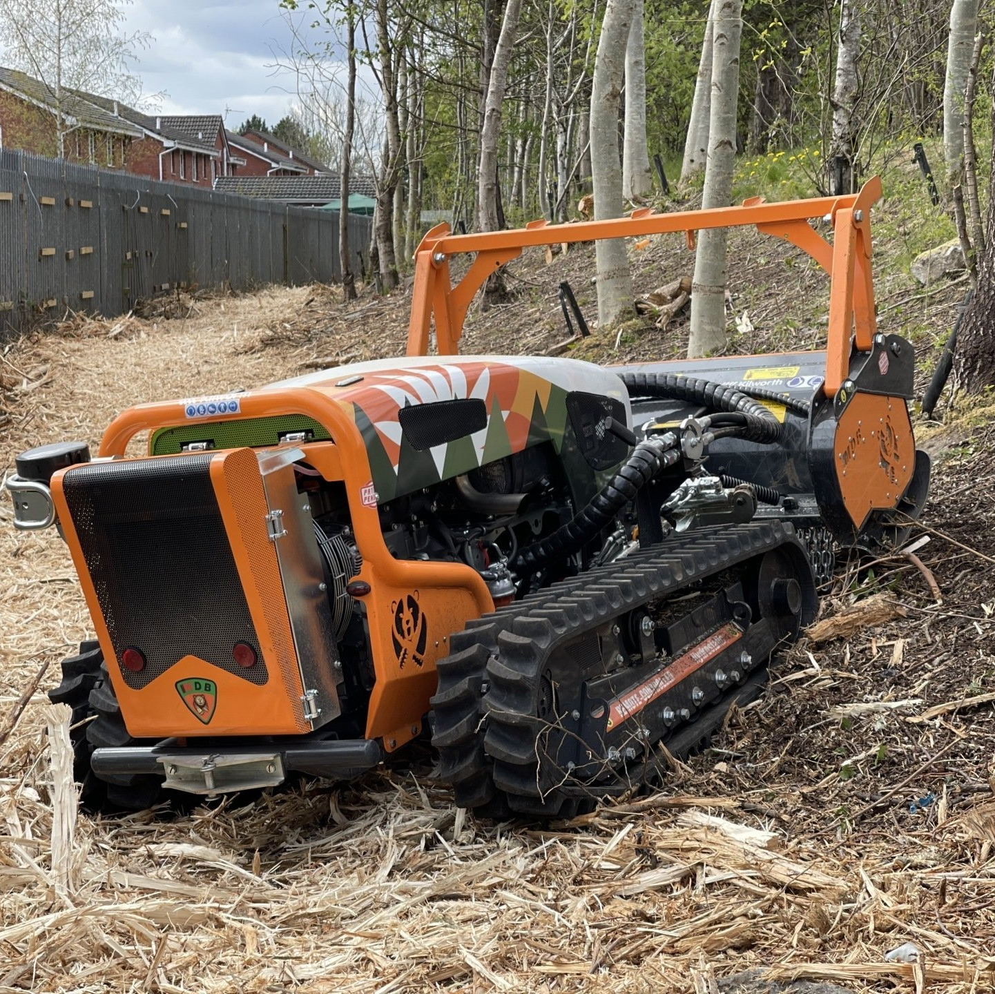 Heavy-duty automatic flail mower