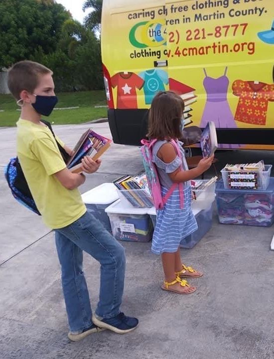Children choosing books