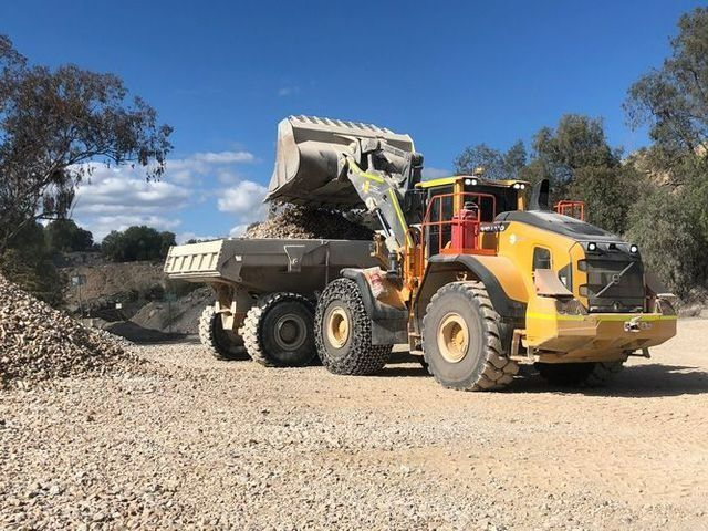 Heavy-duty vehicle on dusty road — Statement of Attainment Hunter Region