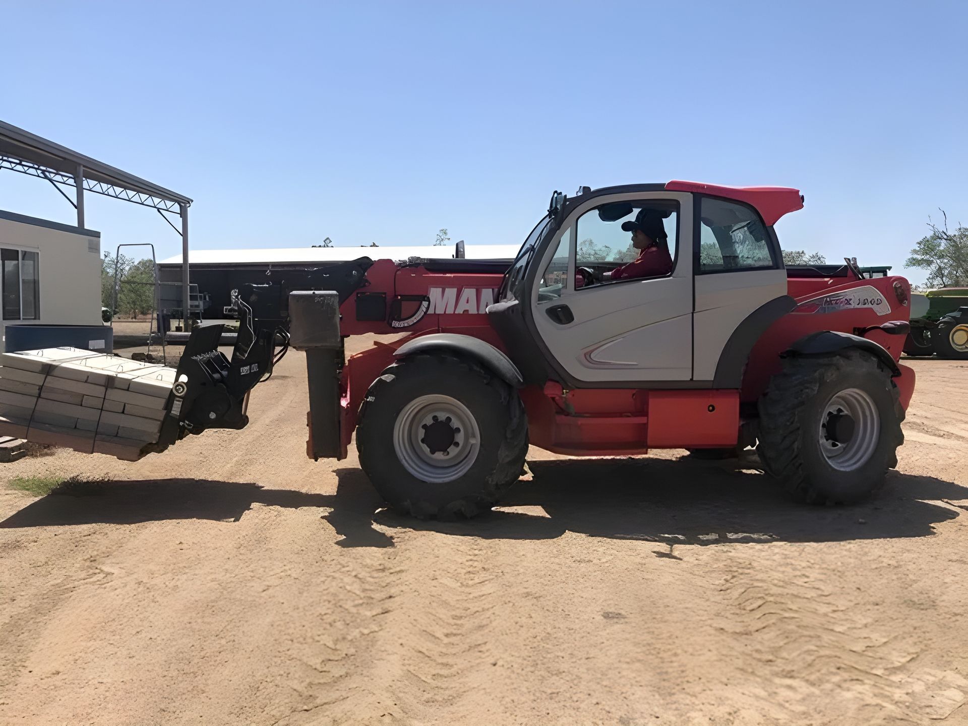 Forklift Lifting Construction Material — Statement of Attainment Muswellbrook