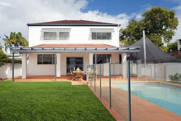 House and pool