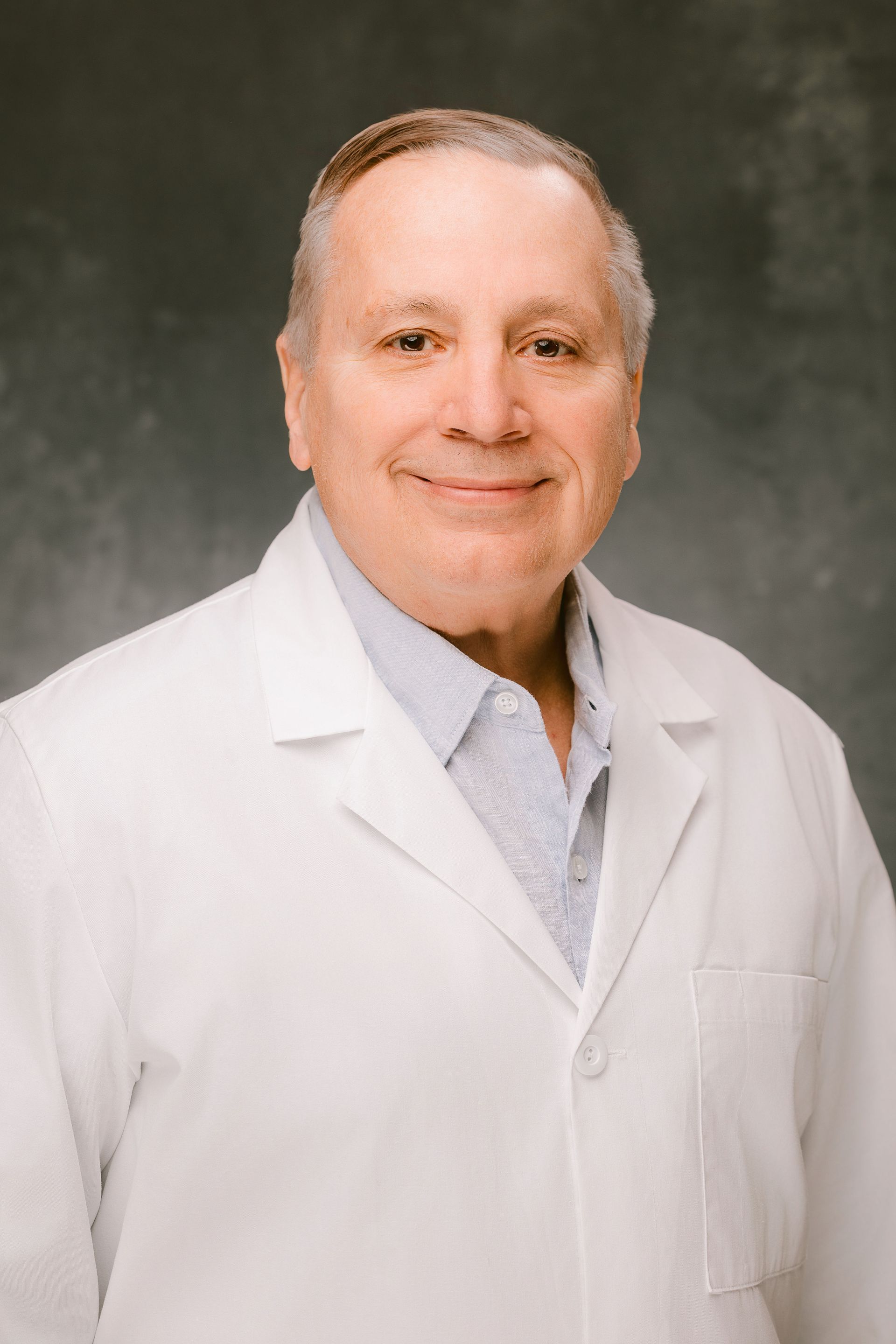 Leon Camerlengo, MD