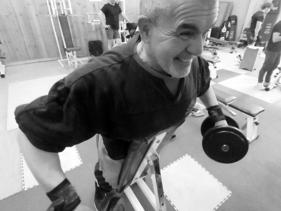 ragazzo in palestra