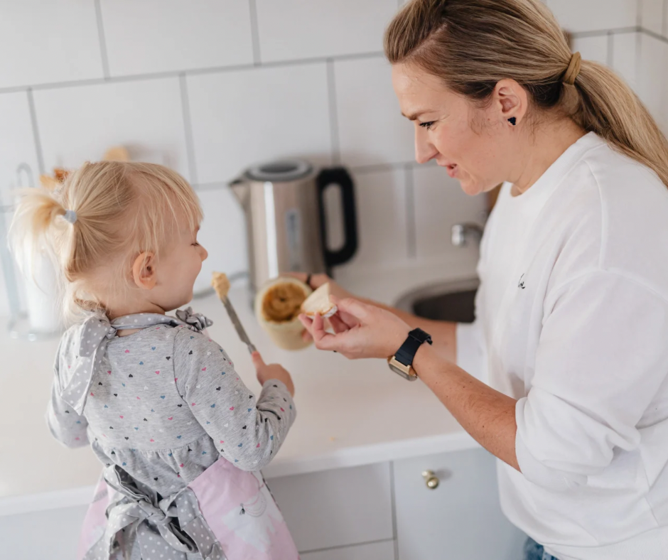 Find a babysitter - Liverpool, Merseyside - International Helping Hands Agency - Mothers helper Mothers helper