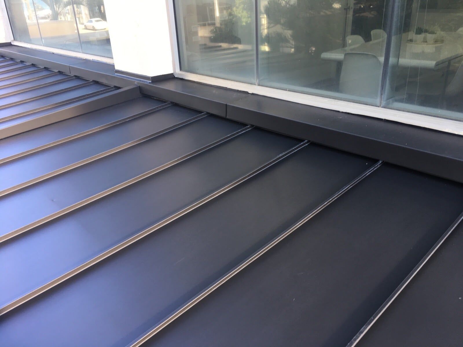 VM Zinc Anthra in Double Standing Seam S/Stem
