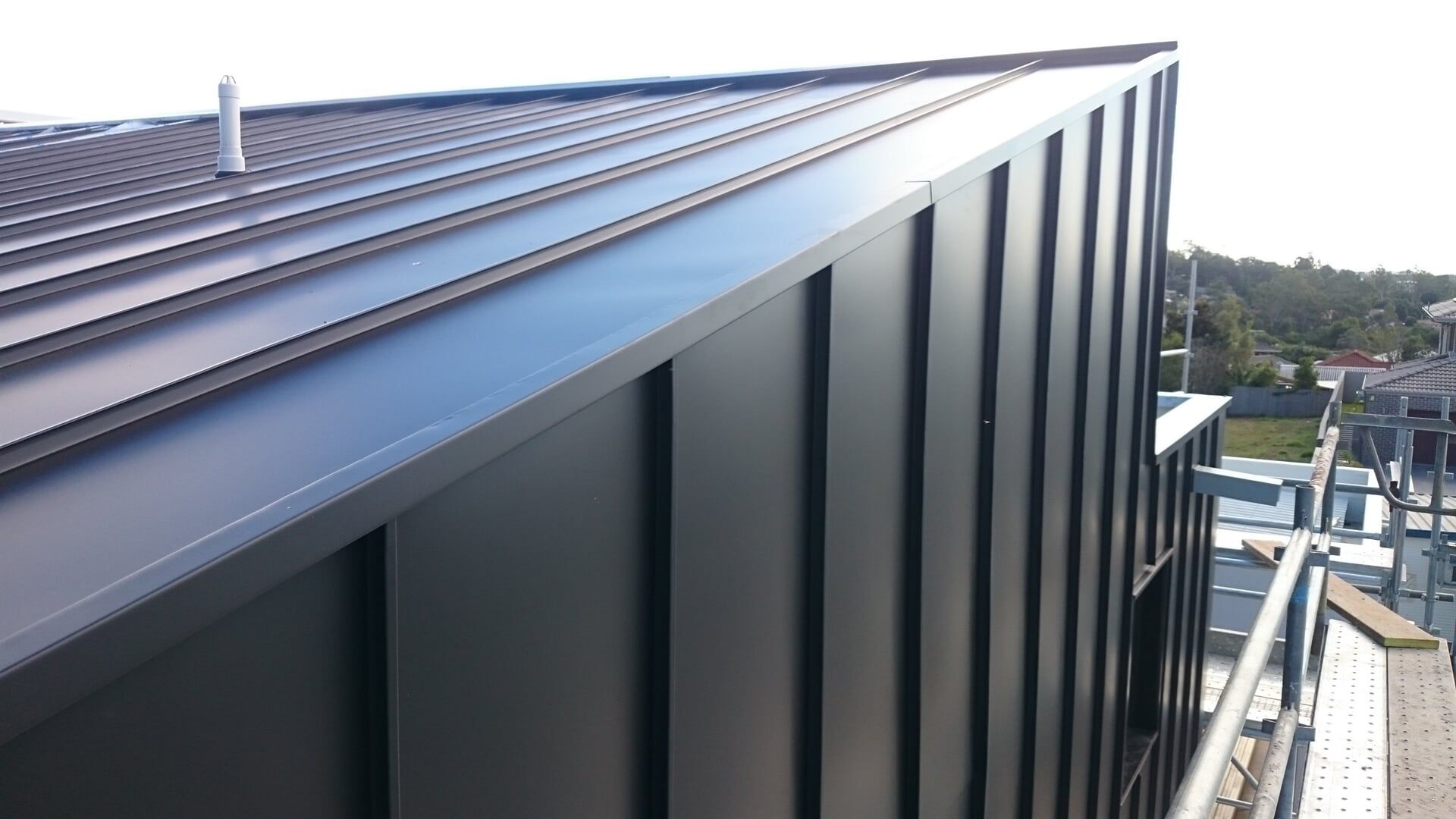 Elzinc Black in Double Standing Seam System
