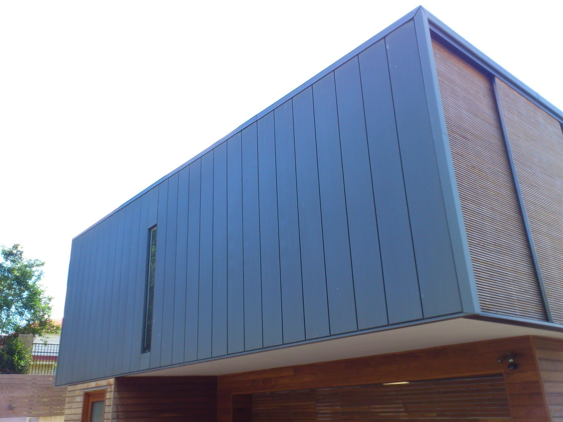 V25 Interlocking Panel System