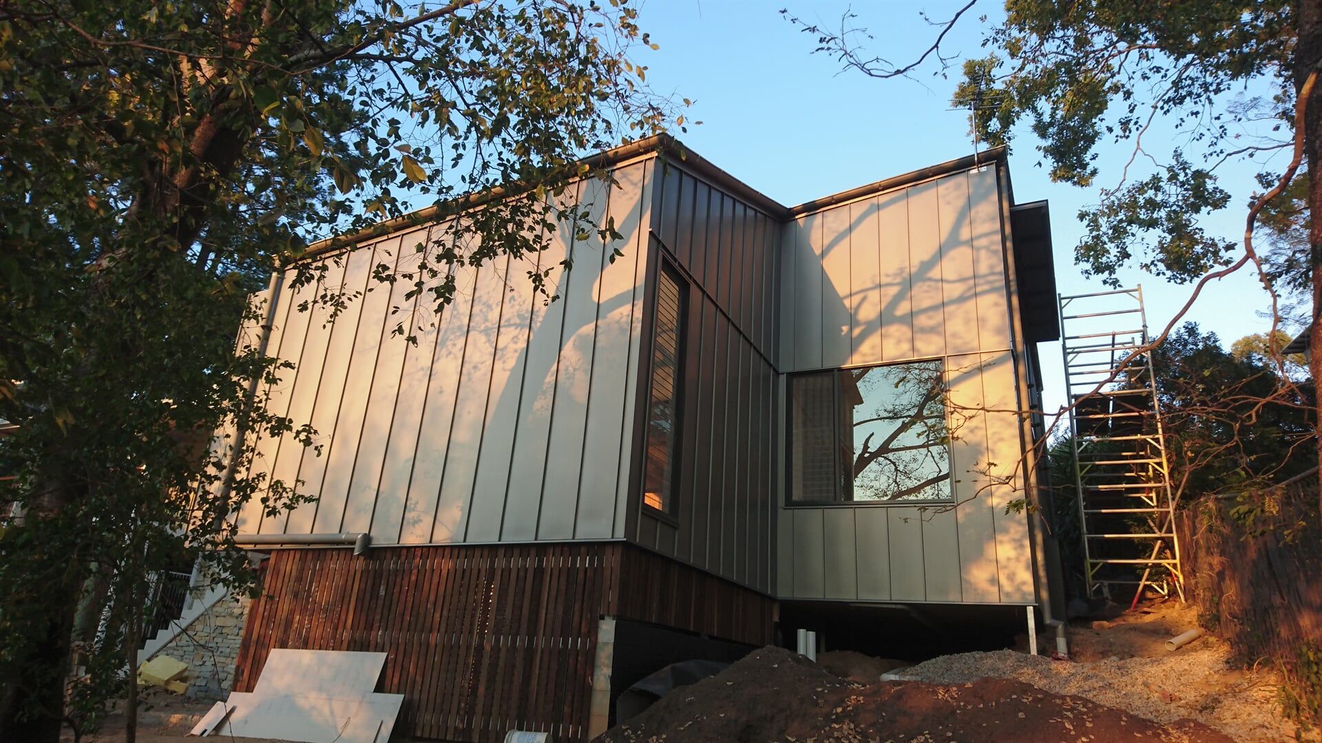 Angle Standing Seam System