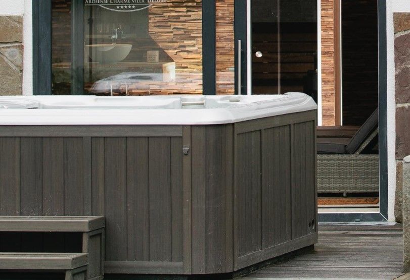 jacuzzi