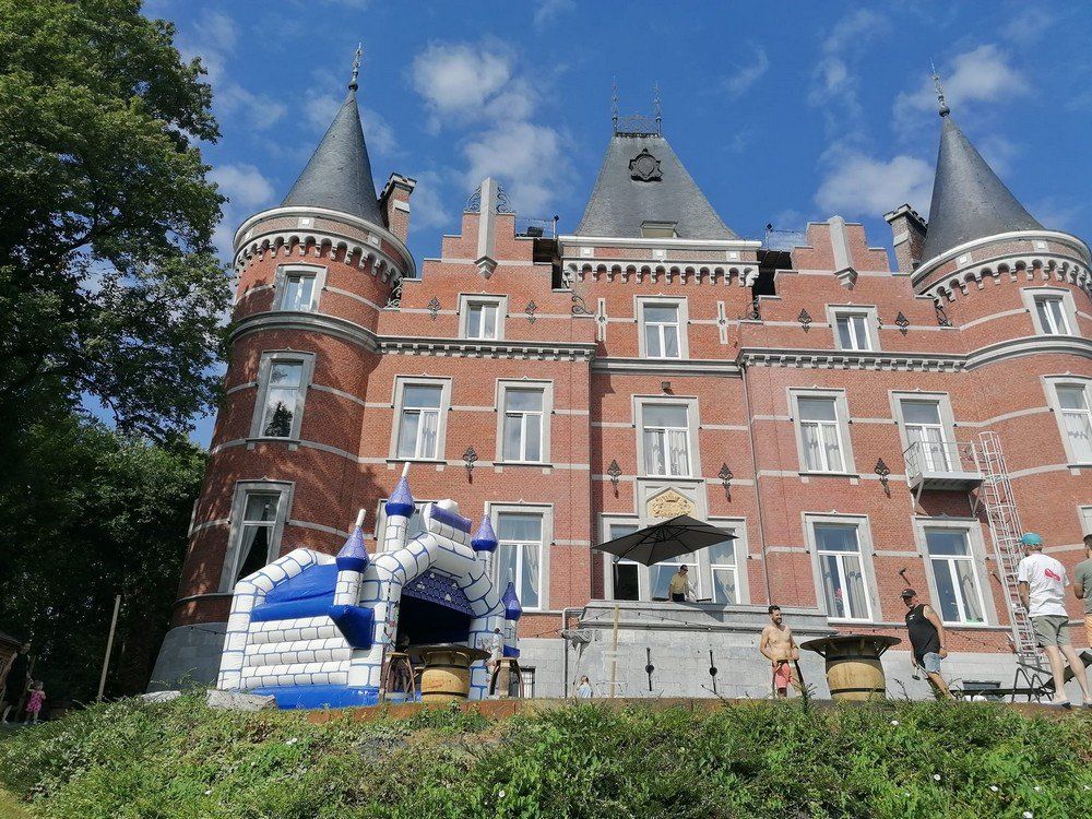 Kasteel voor huwelijksfeest