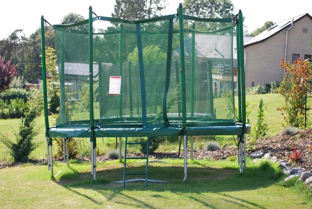 trampoline