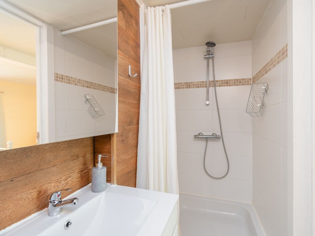 badkamer met douche
