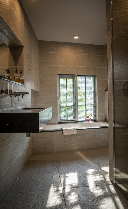 elke slaapkamer een badkamer
