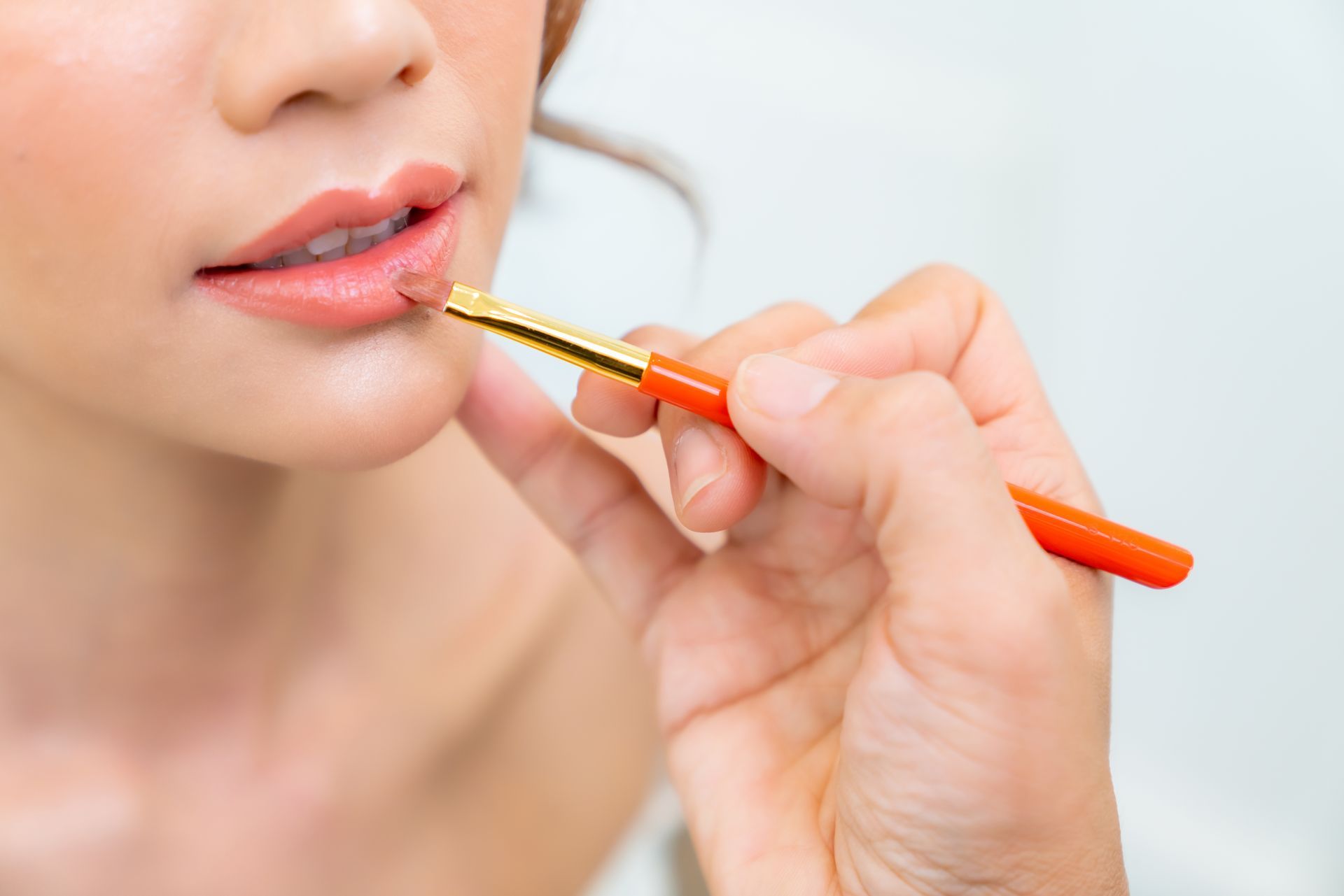 Lipstick application