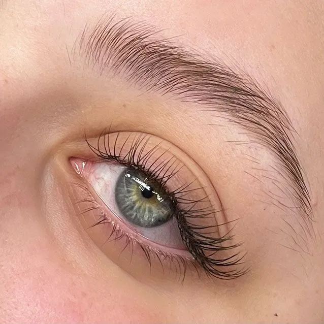 Eyelash extension