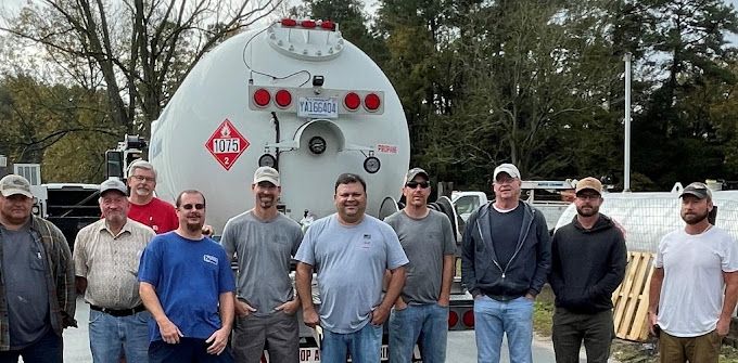 Truck and People - Magnolia, NC - Smith Brothers Gas Company
