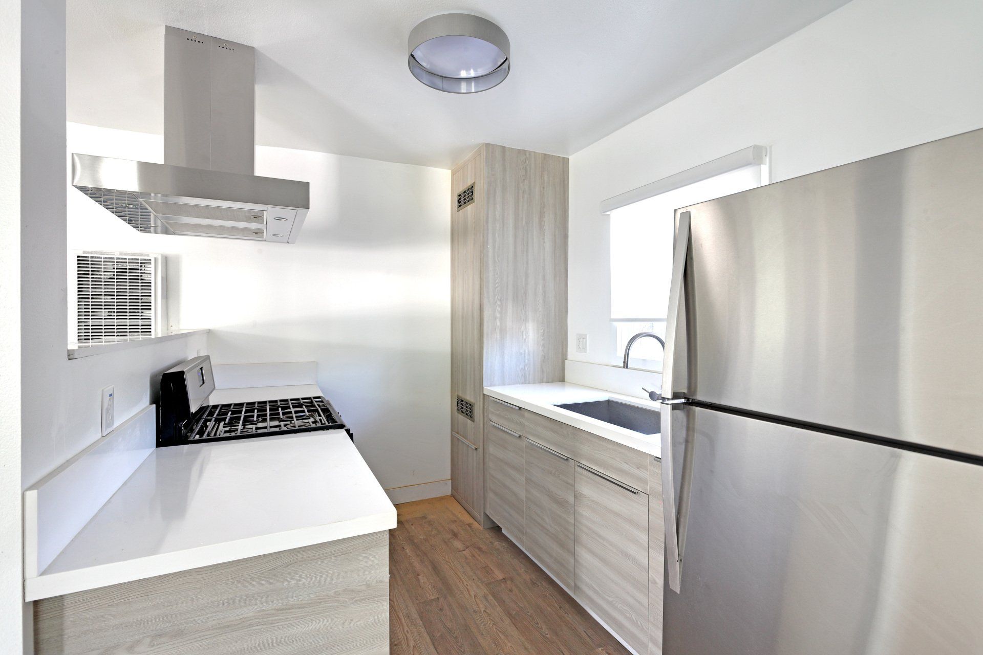 Burns Avenue Kitchen Photo