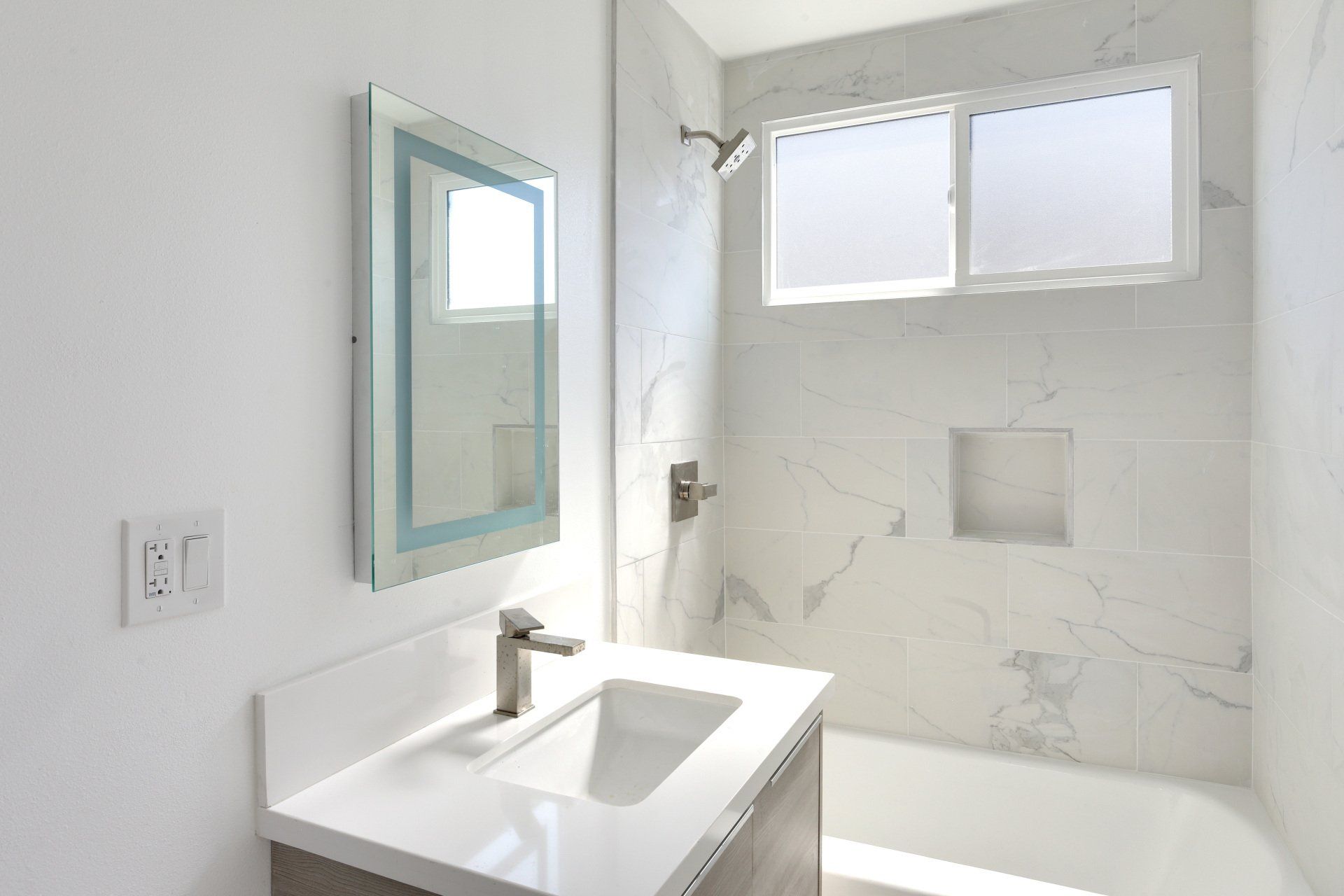 Burns Avenue Bathroom Photo