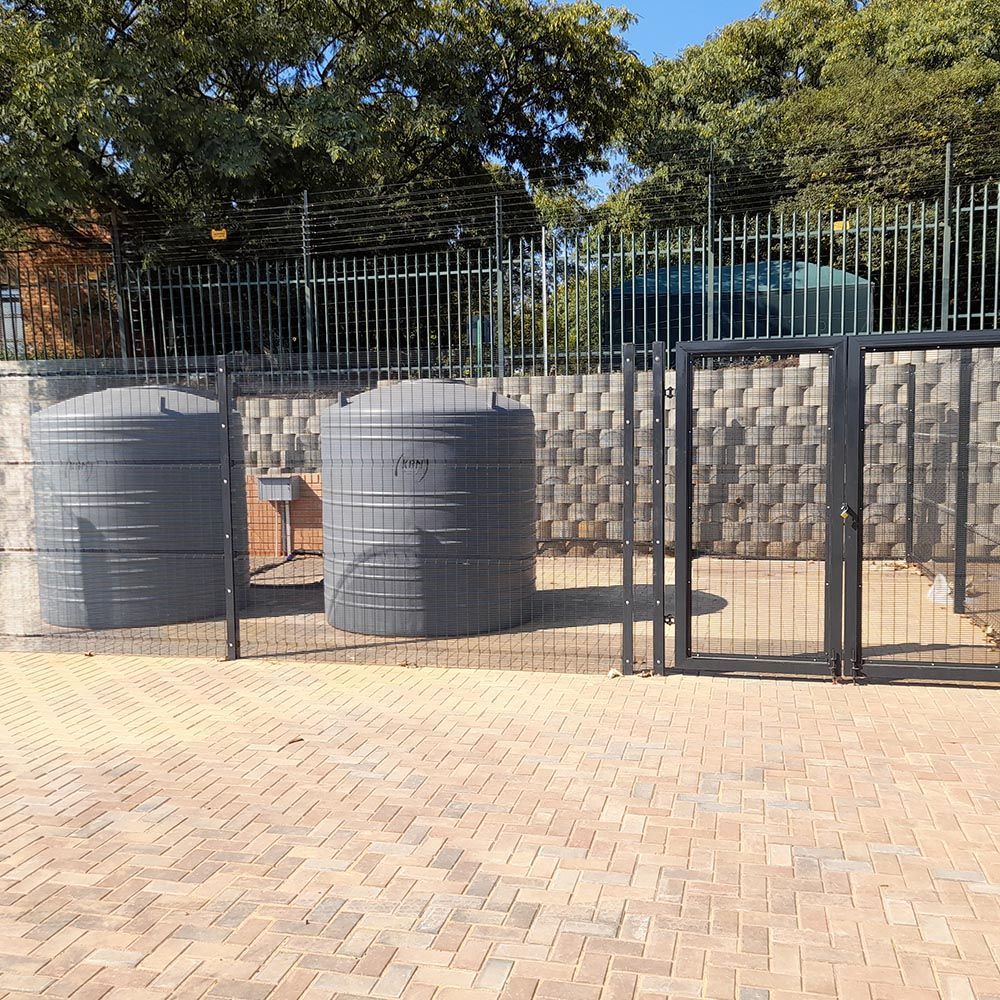 De-Fence fencing