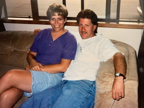 Older photo of Sherri and Dave Hayes | Hayes Automotive