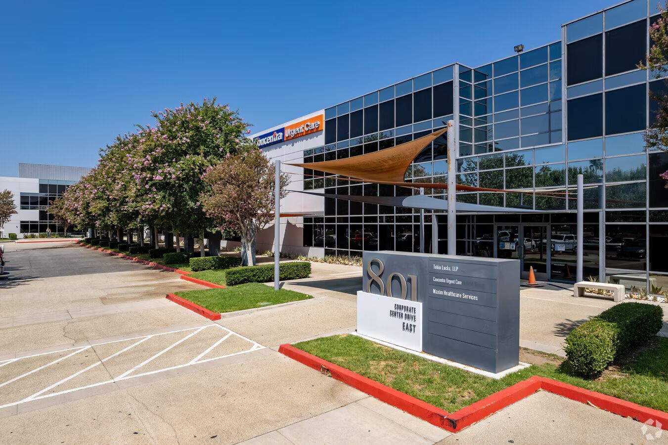 Drought-tolerant landscaping at Las Vegas corporate campus