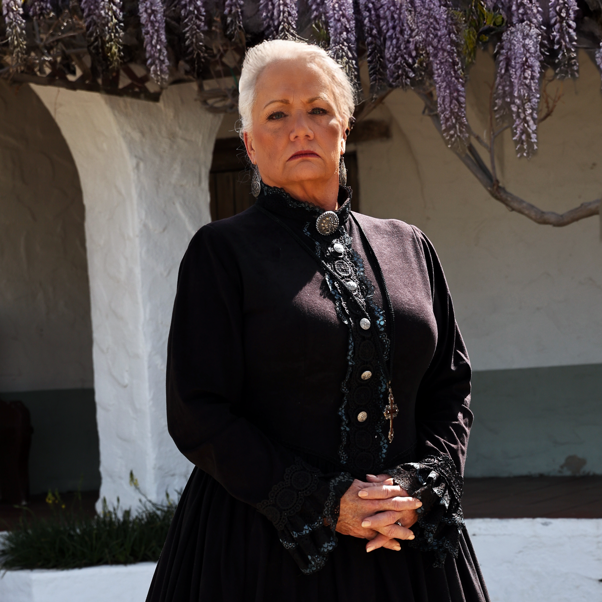 Kathi Anderson as Señora Moreno