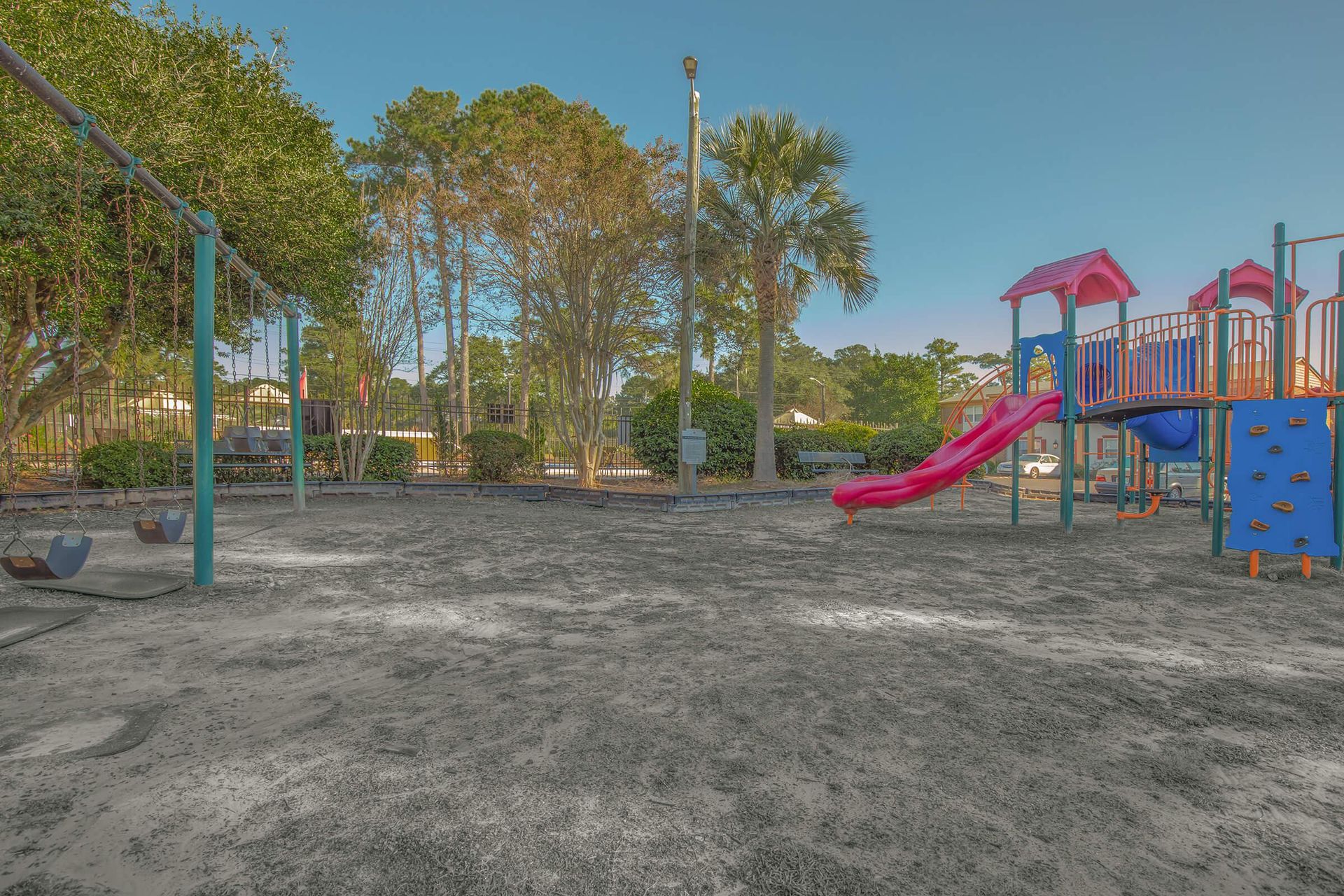 Carriage House Apartments for Rent in Savannah,