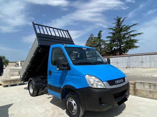 iveco mezzo commerciale