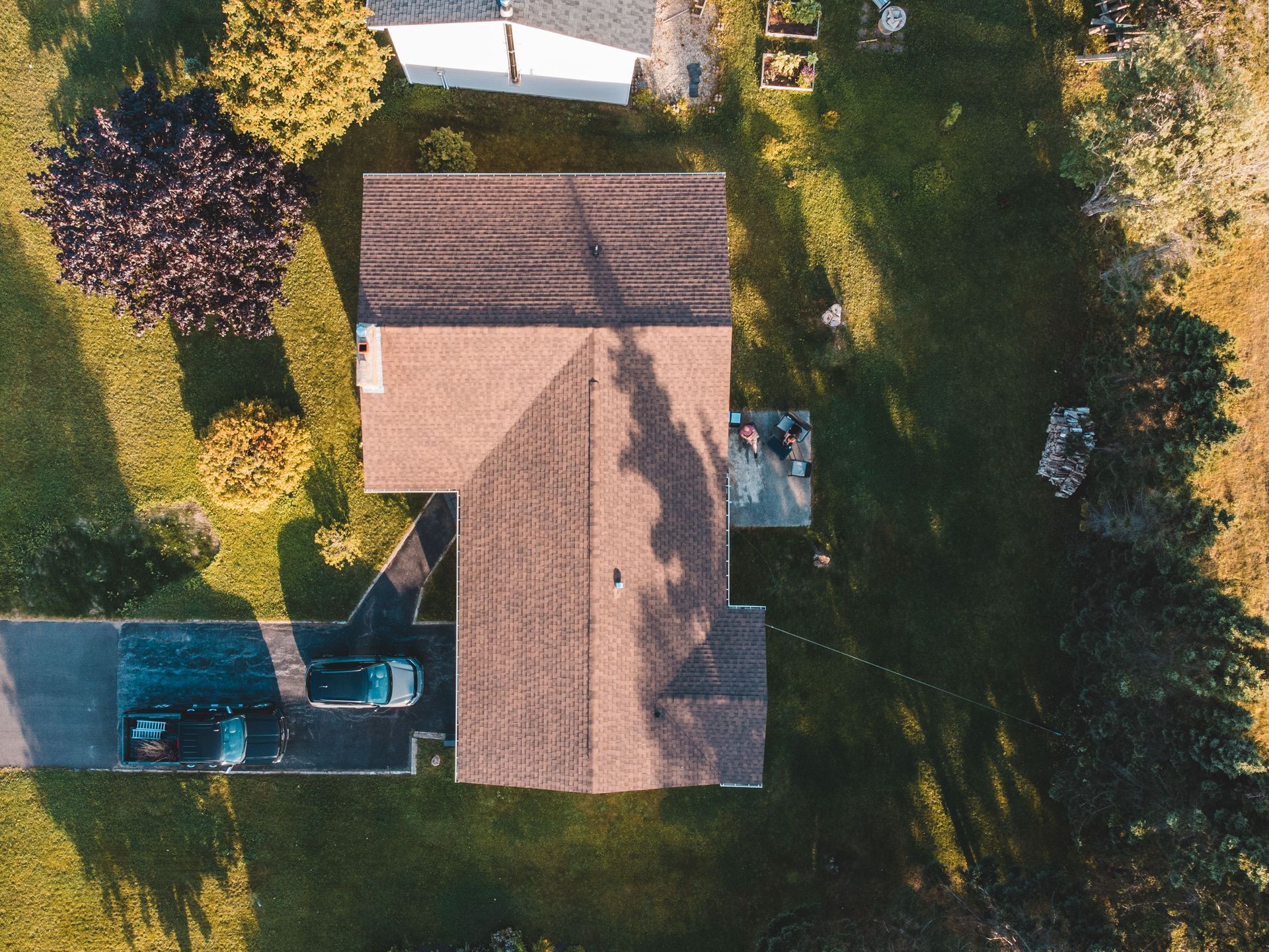 Alonso’s Roofing provides dry rot repair and wood replacement for homes in Woodland, Davis, and throughout Yolo County.
