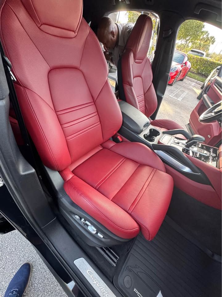 2020 Porsche Cayenne Coupe Turbo Photo | Eurotech Knoxville