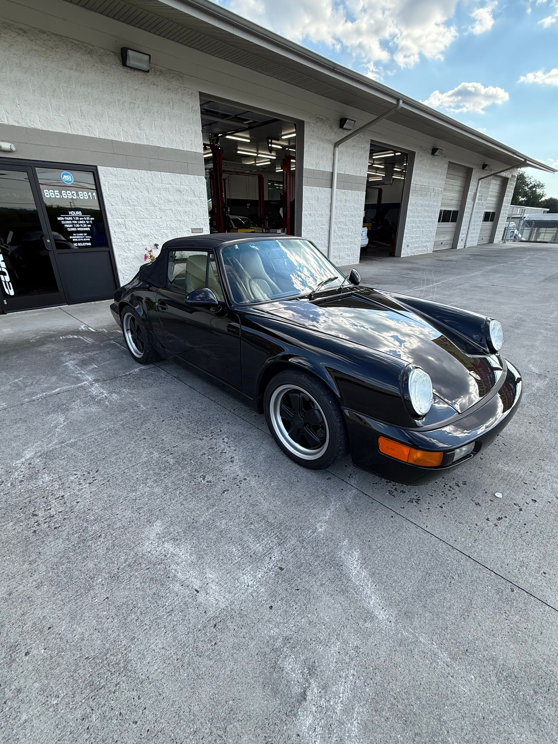 1991 Porsche 911 Carrera 2 Photo | Eurotech Knoxville
