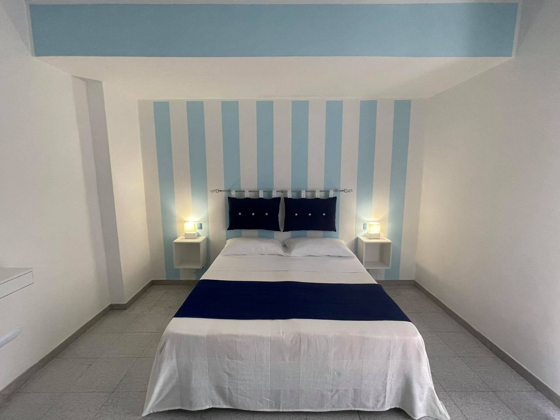camera B&B Camaria blu