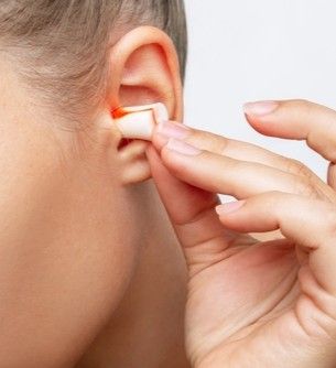 putting hearing aid