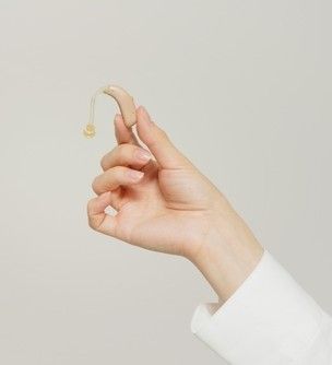 putting hearing aid