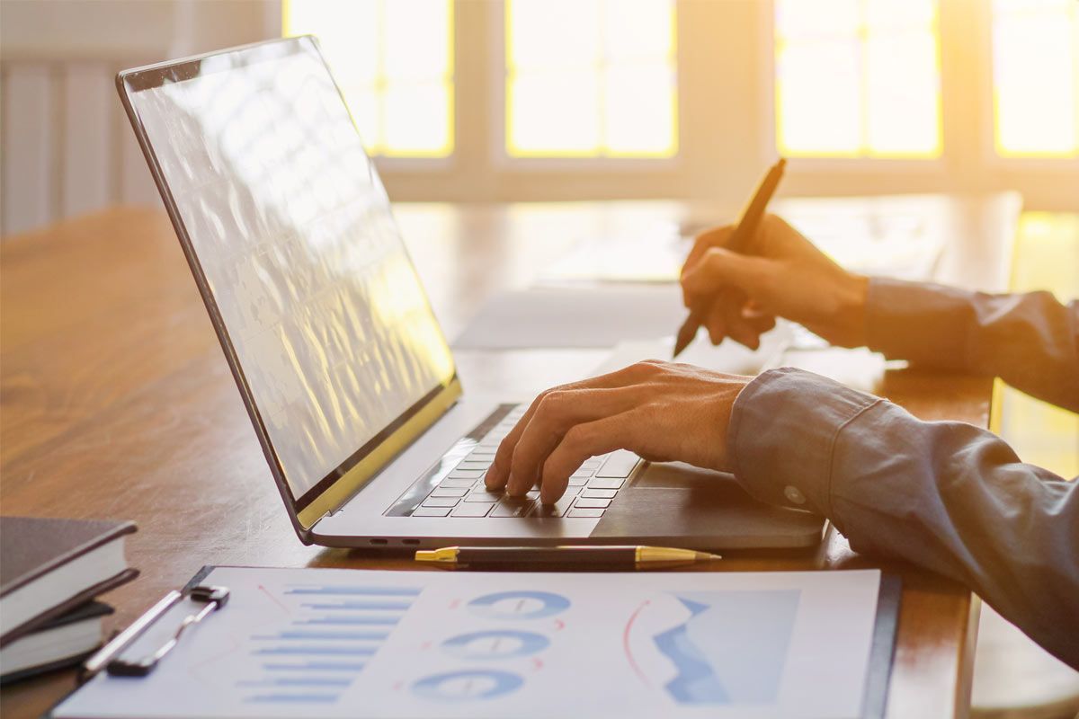 Building a Diversified Stock Portfolio with Fractional Shares